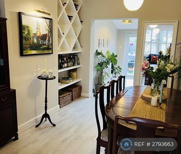 4 bedroom terraced house to rent - Photo 5