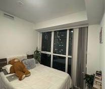 Stunning One Bedroom Studio - Photo 1