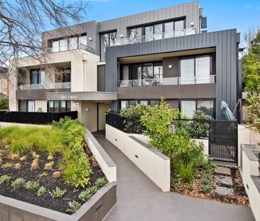 Boutique Lifestyle in Doncaster - Photo 2