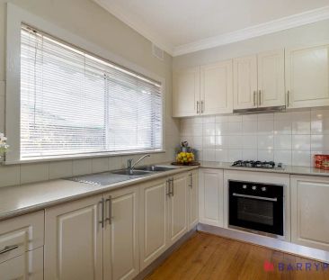 “RENOVATED 3 BEDROOM HOME IN THE HEART OF RESERVOIR” - Photo 2