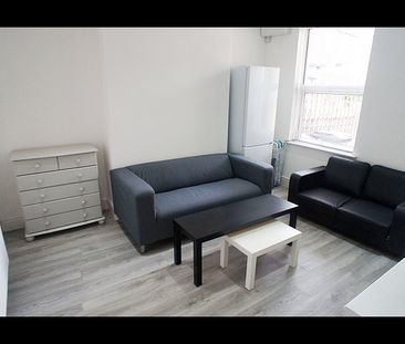 5 Bed Terraced House, Wayland Road, S11 - Photo 4