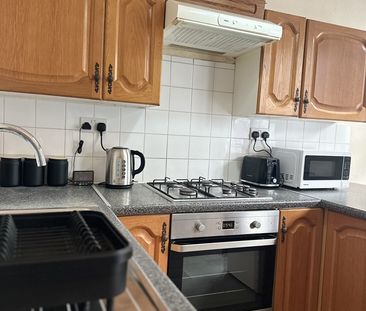 1 Bed Flat, First Floor, BN2 - Photo 1