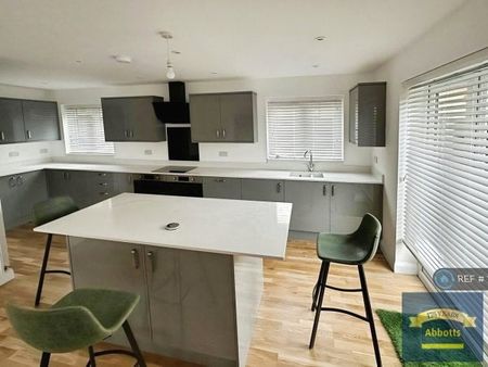 Weeley Road, Clacton-On Sea - Photo 5