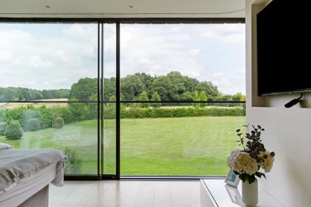 4 bedroom detached house to rent - Photo 5