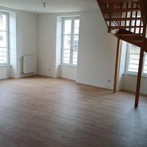 Location Appartement à ST LATTIER - Photo 2