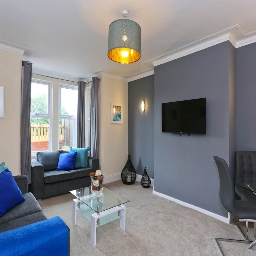 Colmore Road (Room 1), Upper Wortley, Leeds - Photo 1