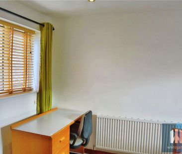 5 bedroom detached house to rent - Photo 2