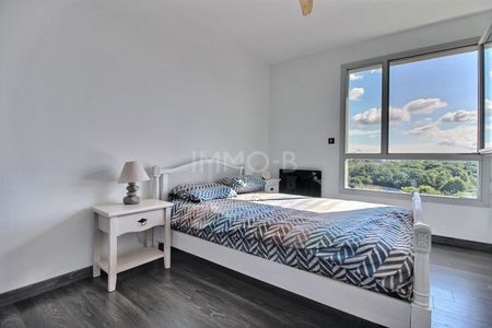 Location Appartement 4 pièces 84m² TOULOUSE 31400 - Photo 2