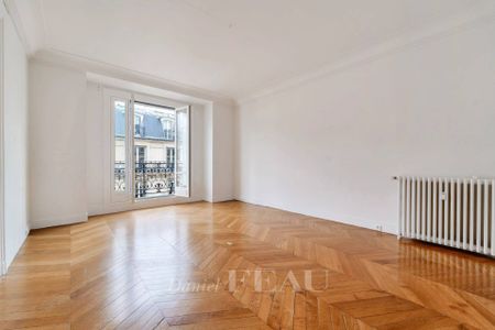 Location appartement, Paris 7ème (75007), 5 pièces, 142.4 m², ref 86720041 - Photo 3
