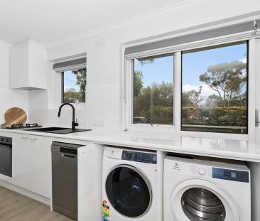 Fully Furnished and Modern - Photo 1