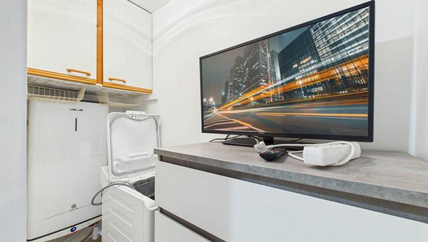 LOCATION STUDIO MEUBLE PONT A MOUSSON AVEC TERRASSE - Photo 1