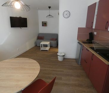Location Appartement 1 pièce 21m² - Photo 1