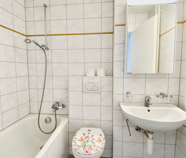 WOHNEN IM RUHIGEN FRAUMATTQUARTIER - Photo 2