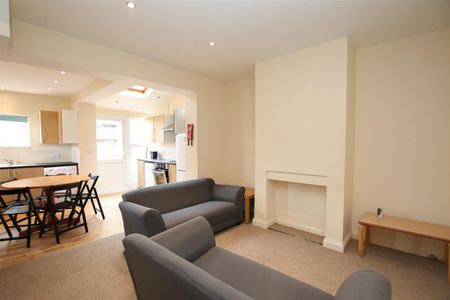 Bridge Road, Oldfield Park, Bath - Photo 2