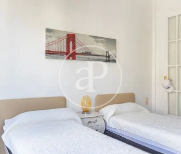Piso de alquiler en Sant Francesc - Photo 2