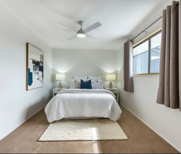 LOVELY, 2 BEDROOM TOWNHOUSE IN EVERTON PARK ! - Photo 3