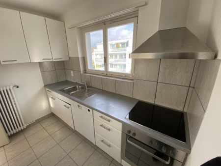 Grosszügige 6.5 Zimmer-Wohnung mit 160 m² und sonnigem Balkon - Foto 5