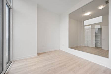 For Lease - 15 Richardson Street Unit# 217, Toronto, Ontario - Photo 4