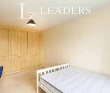 4 bedroom house to rent Godwin Way, ST4 - Photo 6