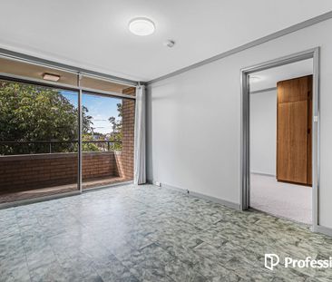 Low-Maintenance Living in the Heart of Tuart Hill - Photo 1