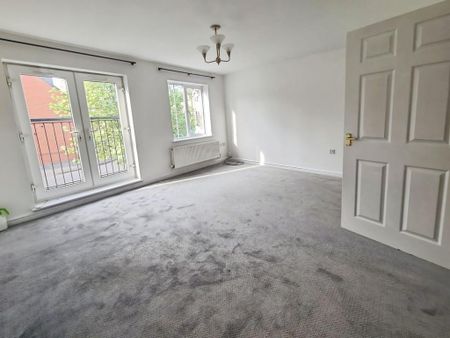 3 bedroom end of terrace house to rent - Photo 2