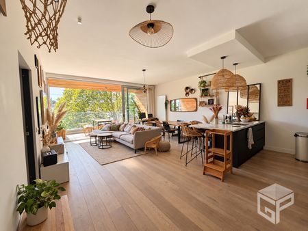 APPARTEMENT-3 CH. + TERRASSE + PARKING à 1190 Forest  Loyer: 2 100 € - Photo 3