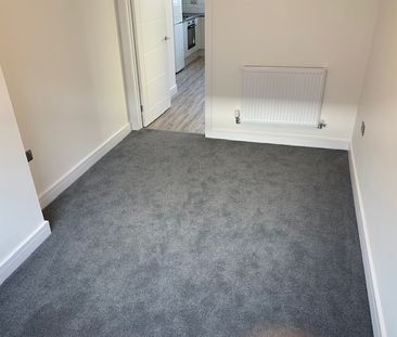 Singleton Road, Splott - Photo 5