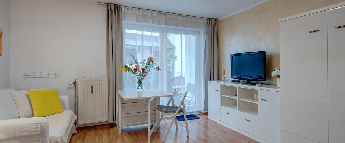 Apartment for rent with south-facing terrace in Feldmoching - Photo 1