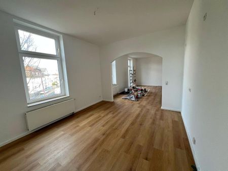 Zentrale, helle 4-Zi-Whg mit Balkon - Erstbezug nach Sanierung! - Photo 5