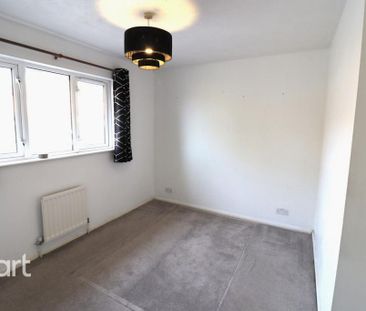 2 bedroom semi-detached house to rent - Photo 3