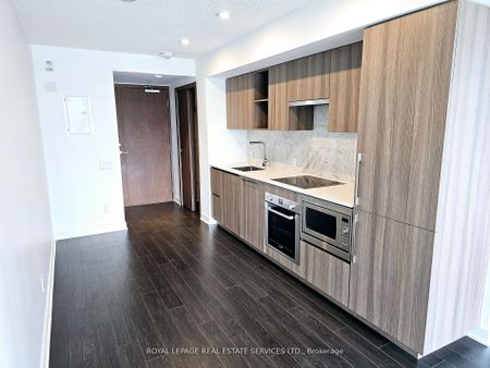 For Lease - 19 Bathurst Street Unit# 1106, Toronto, Ontario - Photo 2