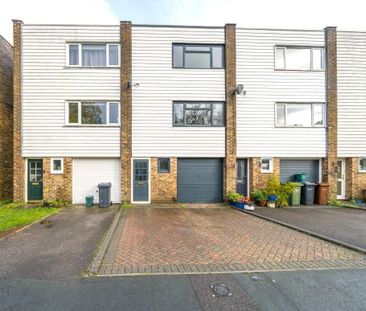 3 bedroom terraced house to rent - Photo 5