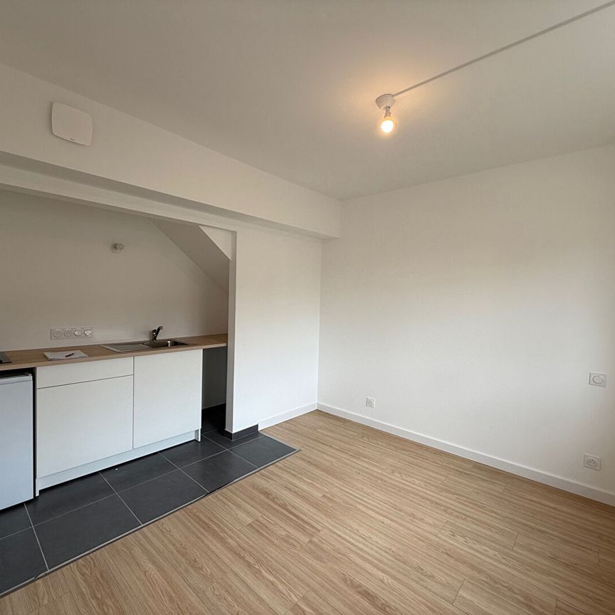 Location appartement 1 pièce, 18.98m², La Roche-sur-Yon - Photo 1