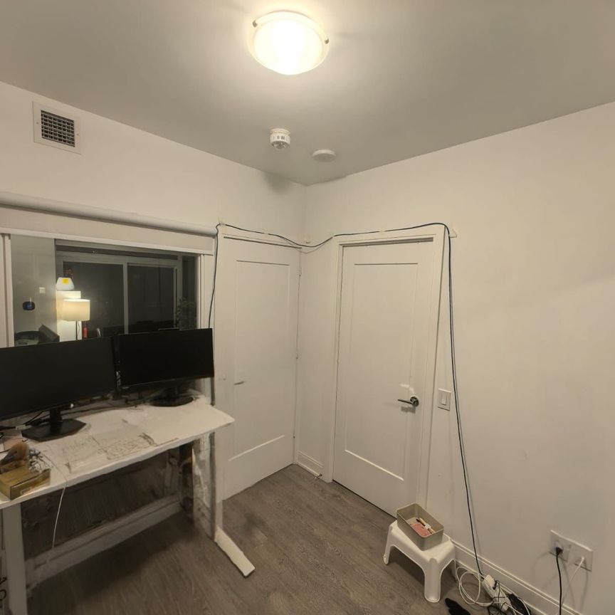 For Lease - 65 Annie Craig Drive Unit# 1406, Toronto, Ontario - Photo 1