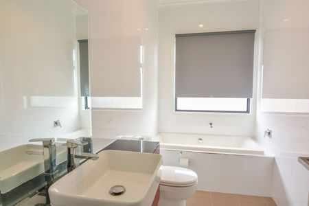 40 NILPENA AVENUE, Park Holme SA 5043 - House For Rent | Domain - Photo 5
