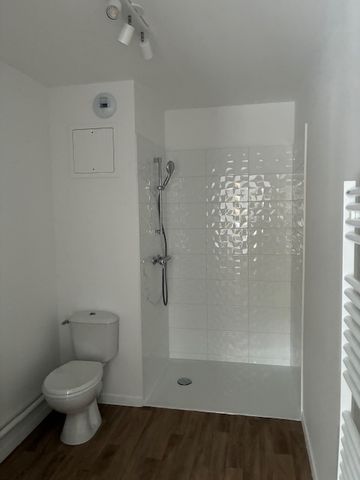 Location Appartement 2 pièces 53m² - Photo 3