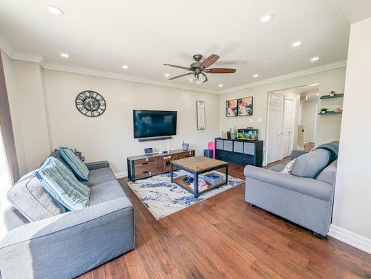 5020 Friesen Blvd, Beamsville - 3 Bedroom Townhouse - Photo 1