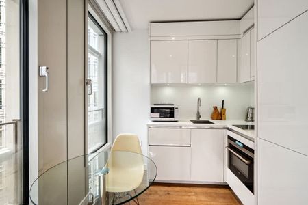 Central St. Giles Piazza London WC2H - Photo 5