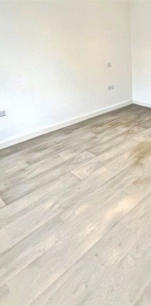 Shirley Road, SO15 - Photo 1