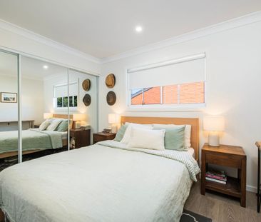 Charming, Private & Perfectly Positioned - Photo 4