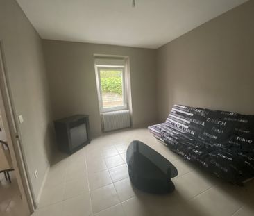 Location Appartement 2 pièces 41m² LE CREUSOT 71200 - Photo 2