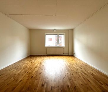 Jägaregatan 21 B - Photo 2