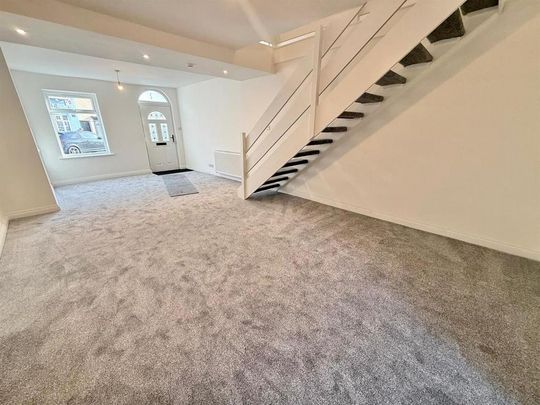 3 bedroom terraced house to rent - Photo 1