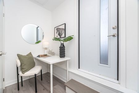 For Lease - 3020 Trailside Drive Unit# TH 132, Oakville, Ontario - Photo 4