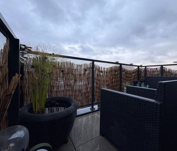 Dakappartement met 1 slaapkamer in het centrum van Hooglede - Photo 1