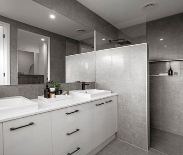 AWARD-WINNING DISPLAY HOME WITH FAMILY-FRIENDLY DESIGN - Photo 4