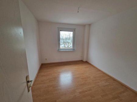 **JETZT EINZIEHEN**3-Zimmer-Wohnung //1.OG // Balkon // Tageslichtbad//Fußbodenheizung// ab sofort - Photo 4