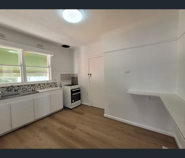 7 Charlton Crescent, Reservoir, Vic 3073 - Photo 3