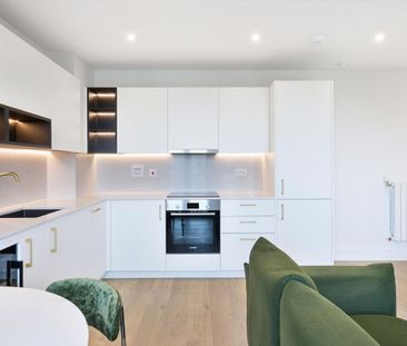 One bedroom apartment to rent in Redwood Tower, E16 - Photo 3
