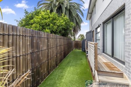 29b Scotsburn Way, Endeavour Hills - Photo 2